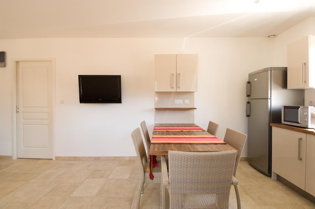 Villa Alzitone Ghisonaccia Habitación foto